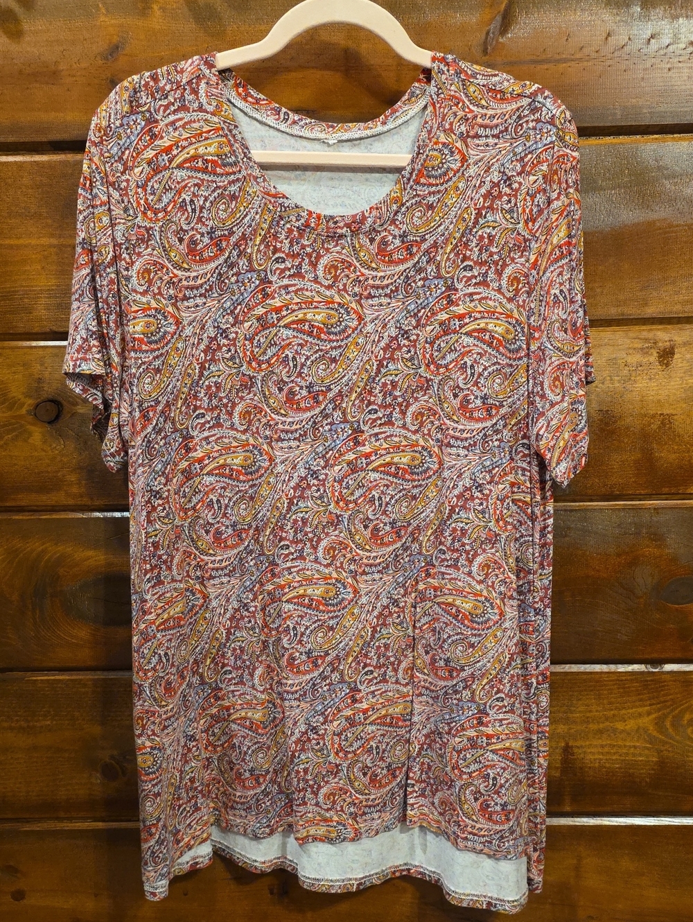 Women's Short Sleeve Paisley Print Top - Red Multi